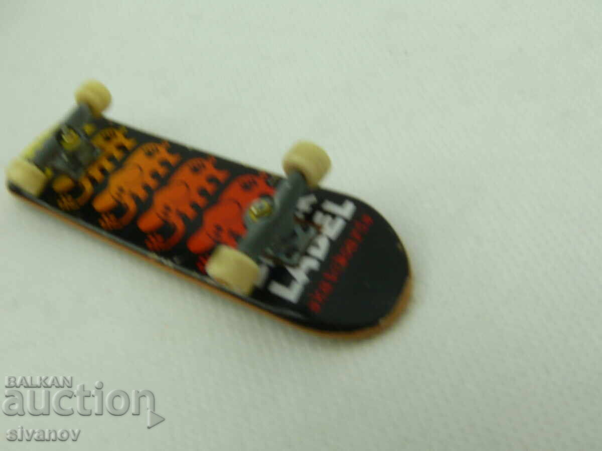 Delivery of Mini Skateboard Fingerboard #2428 Delivery of Mini Skateboard Fingerboard #2428