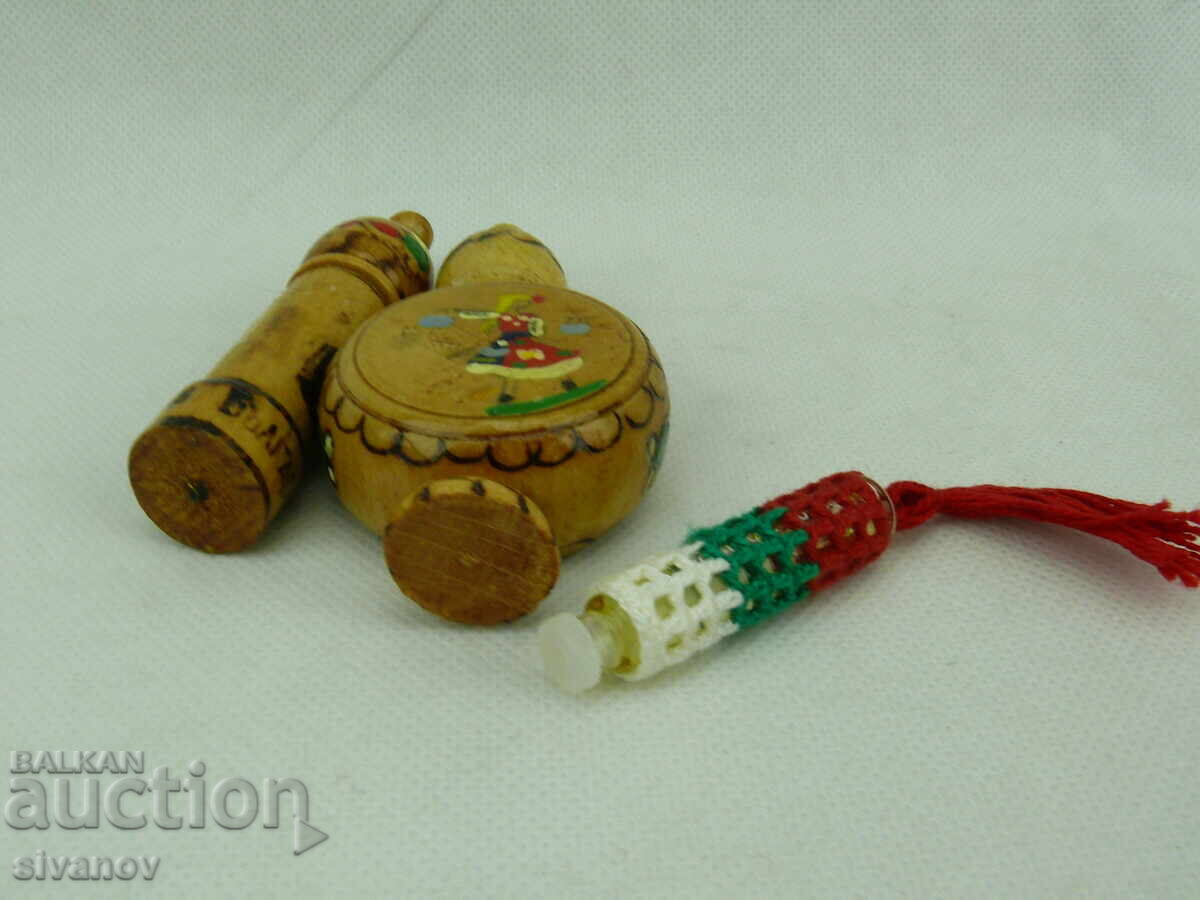 Auction  Muscals 3 pieces of different types #2435