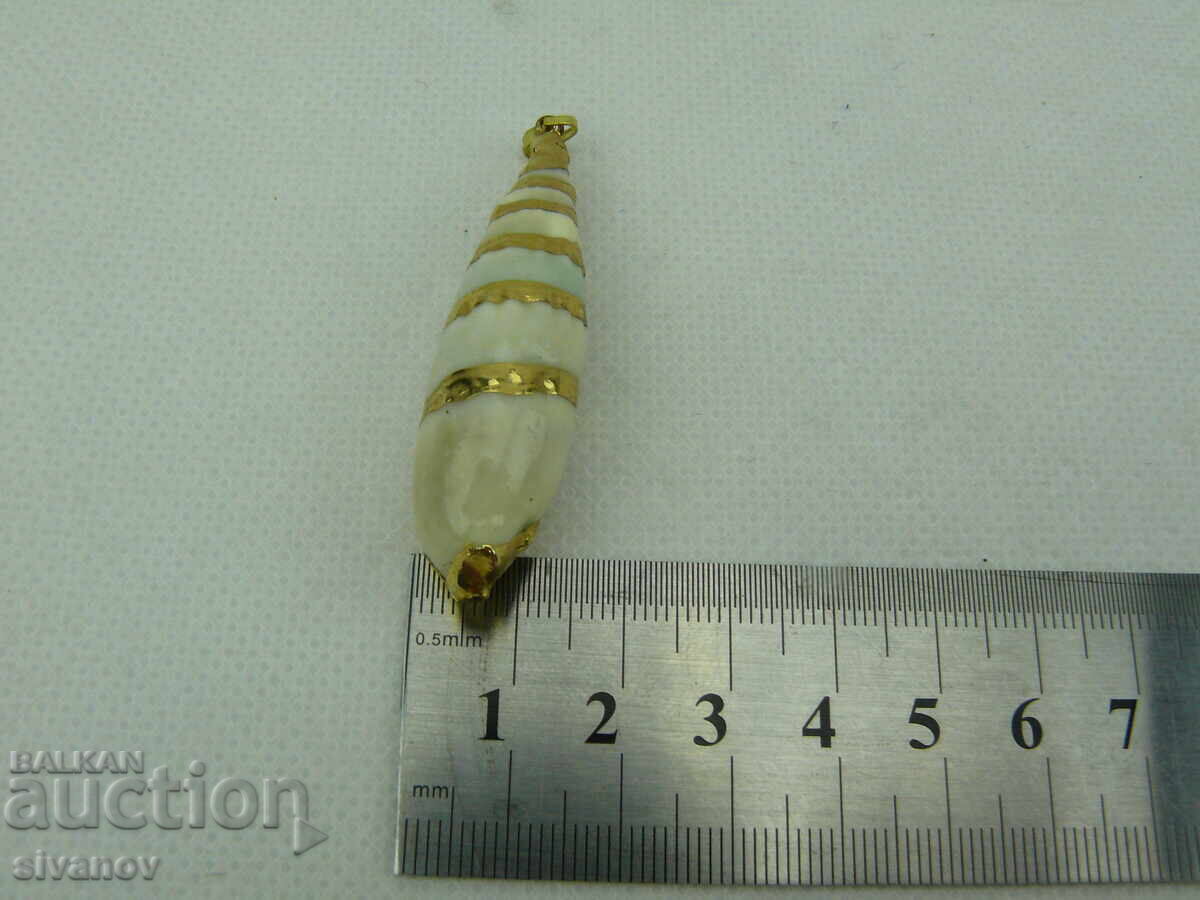 Interesting shell pendant locket #2446 - 7