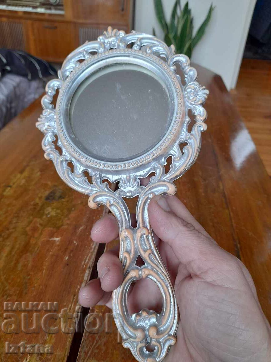 Licitație Oglindă veche, oglindă