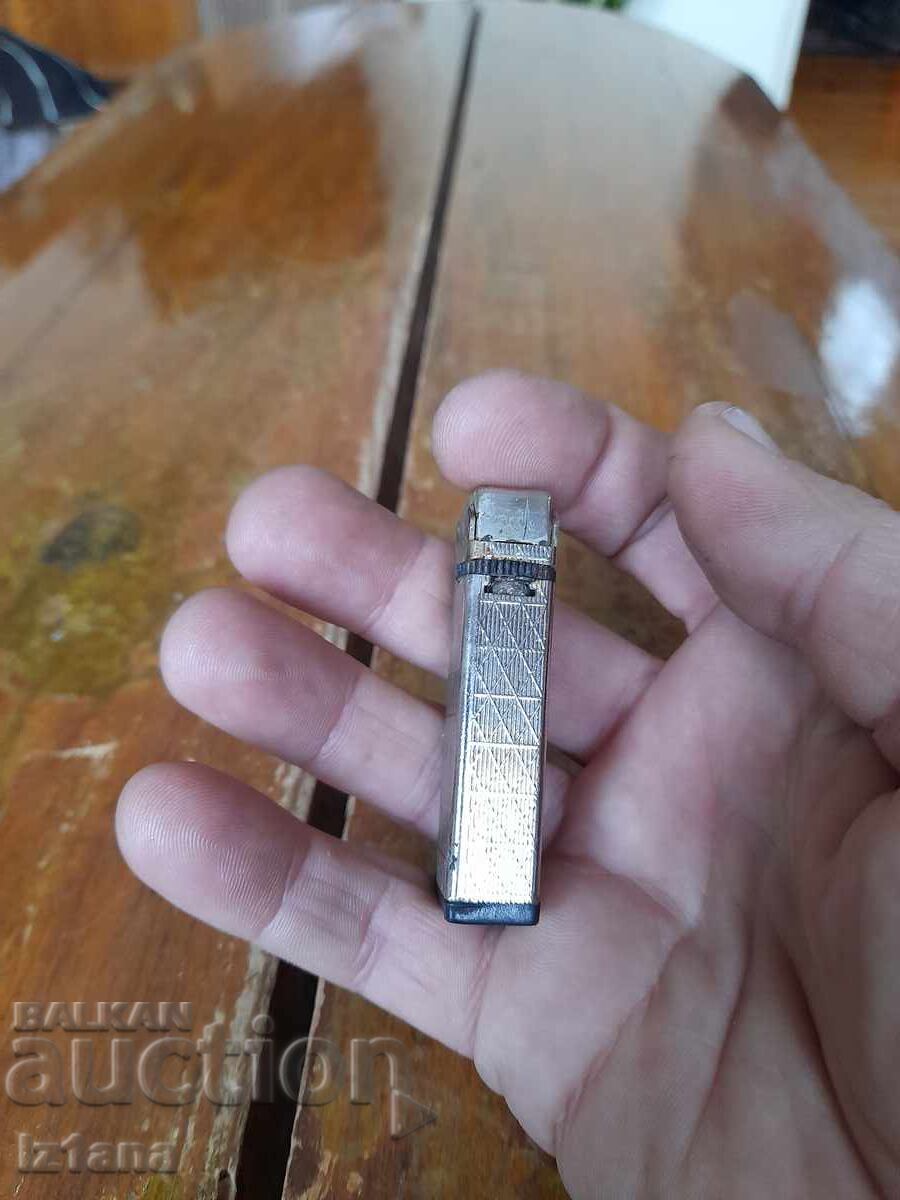 Old Premet lighter with price 47.00 BGN | € 24.03 Old Premet lighter with price 47.00 BGN | € 24.03