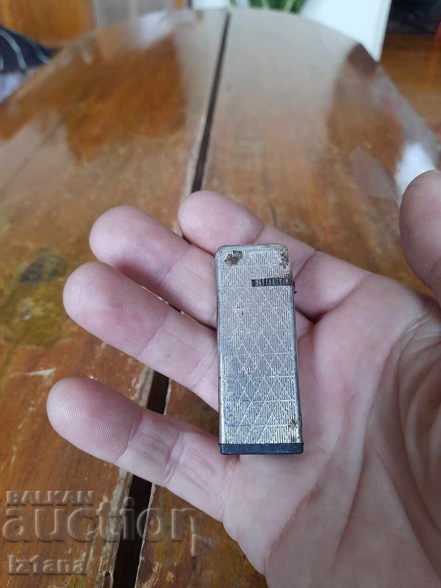 Auction Old Premet lighter Auction Old Premet lighter