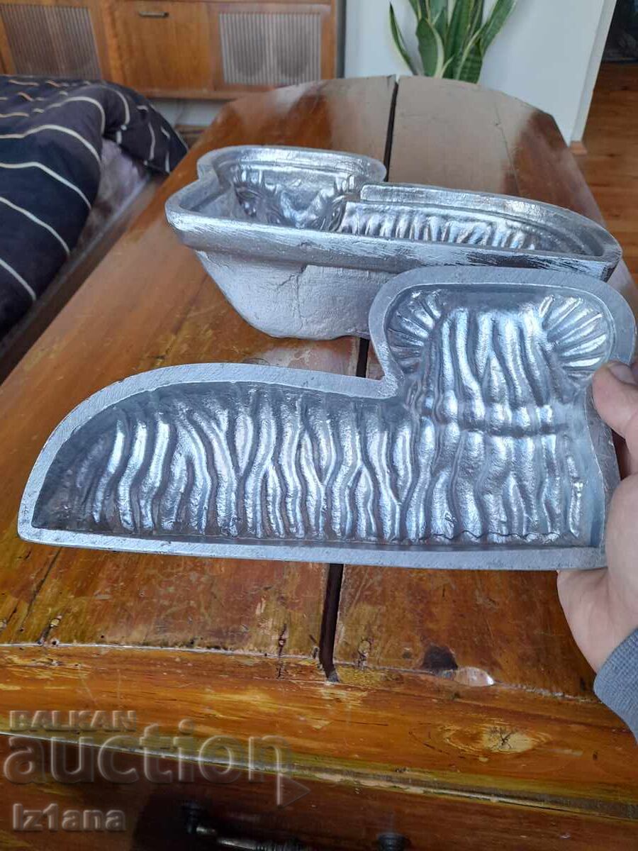 Delivery of Old form for roasting Lamb Delivery of Old form for roasting Lamb