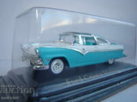 1/43 FORD CROWN VICTORIA TOY CAR MODEL