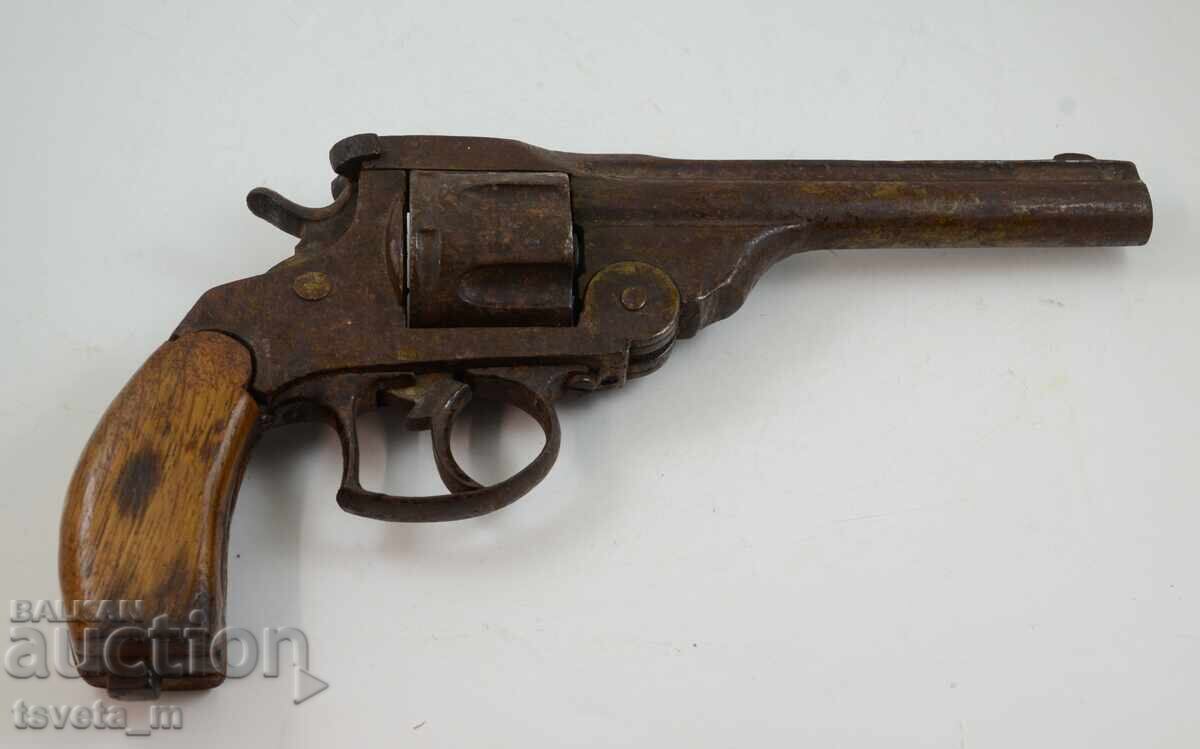 Antique revolver Smith & Wesson 1871.