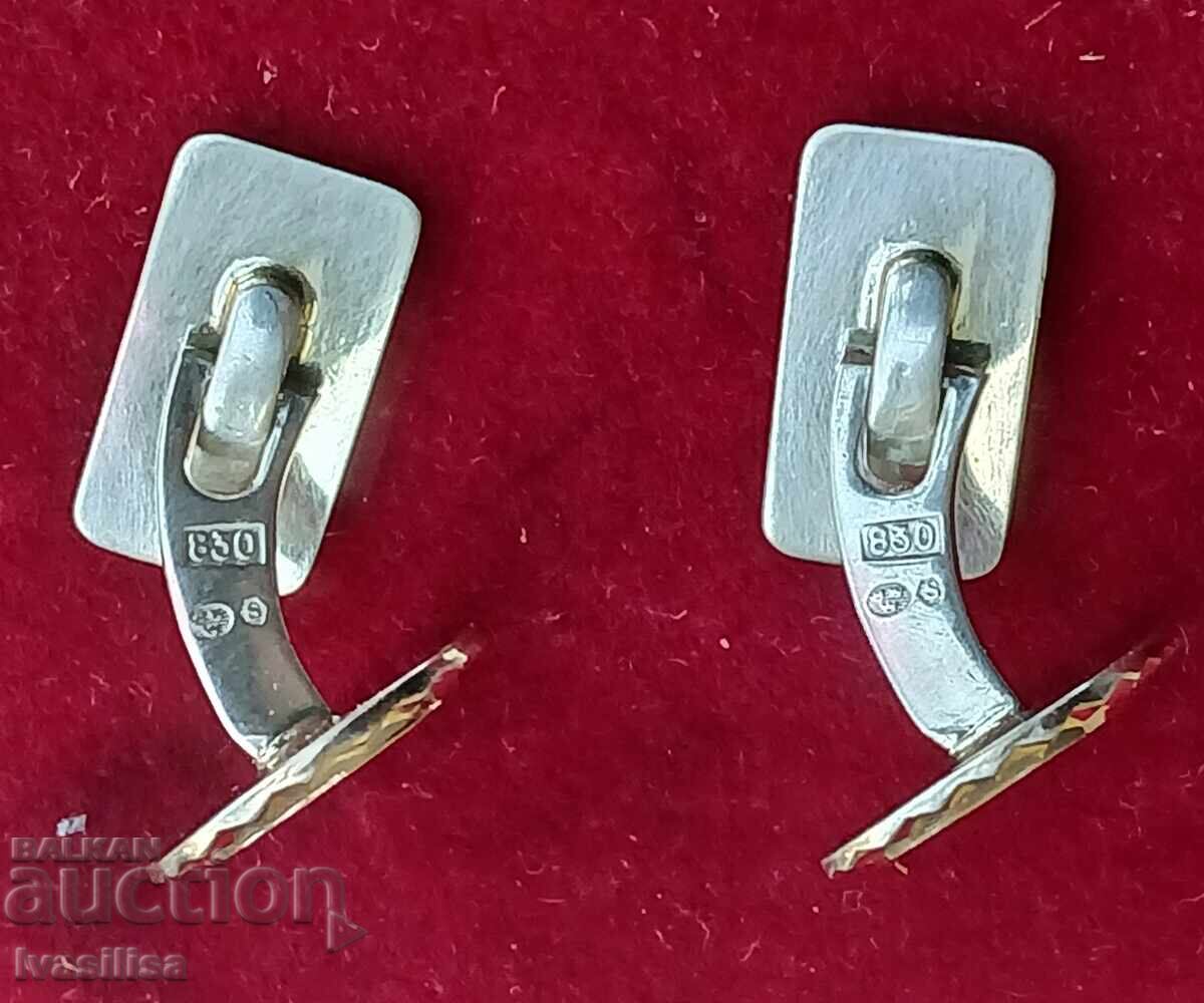 Auction Antique silver cufflinks with thick gold plating Auction Antique silver cufflinks with thick gold plating
