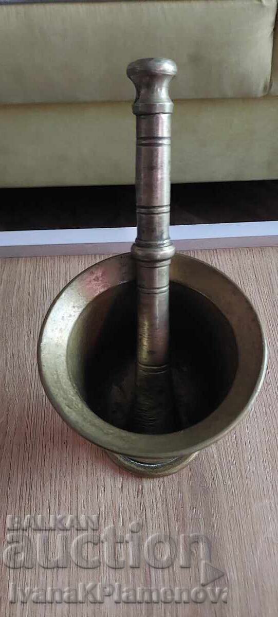 Bronze retro mortar for collectors with price 50.00 BGN | € 25.56 Bronze retro mortar for collectors with price 50.00 BGN | € 25.56