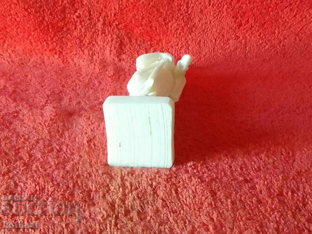 Figura unei zeițe feminine - 7