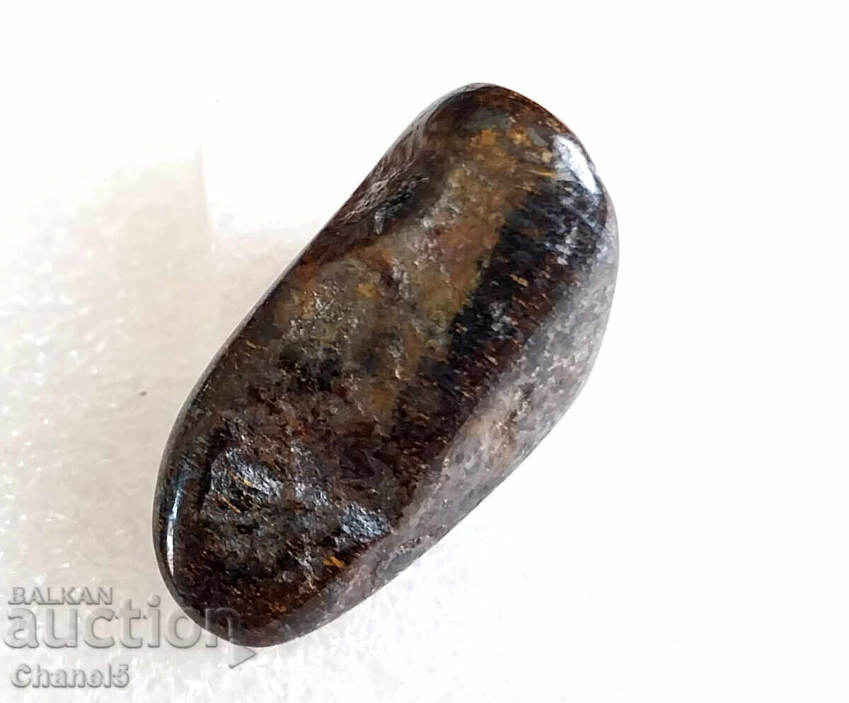 Auction  NATURAL RICHTERITE - 34.15 ct (425)