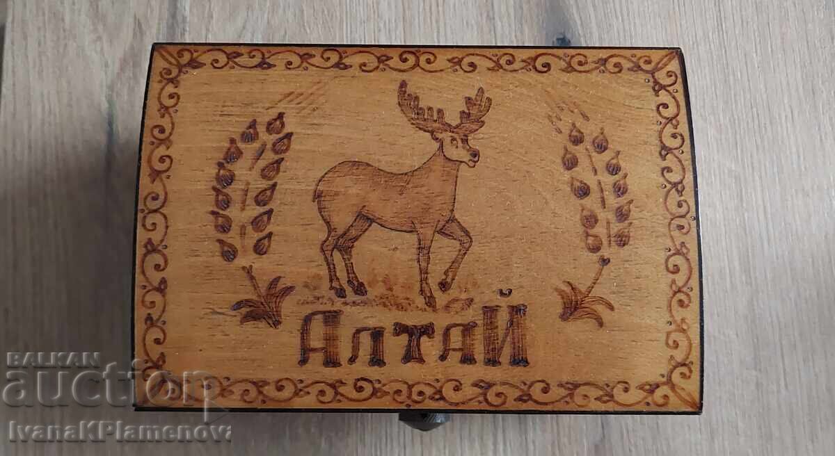 Wooden box for collectors, excellent with price 28.00 BGN | € 14.32 Wooden box for collectors, excellent with price 28.00 BGN | € 14.32