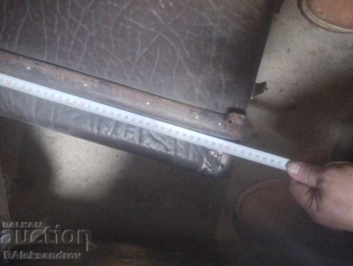 Old large suitcase, Mokawa - 6 Old large suitcase, Mokawa - 6