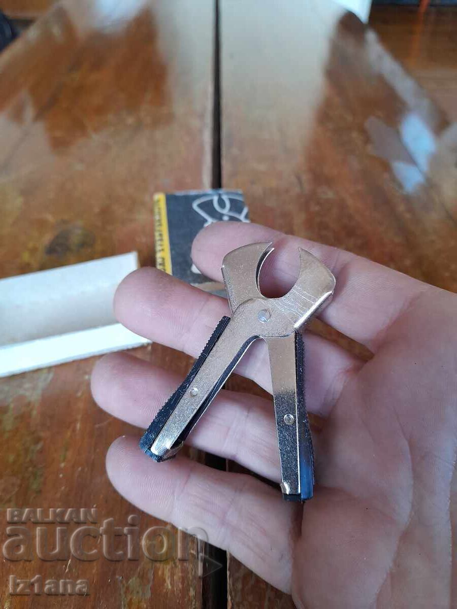 Аукцион Стар инструмент за вадене на телчета от телбод Аукцион Стар инструмент за вадене на телчета от телбод