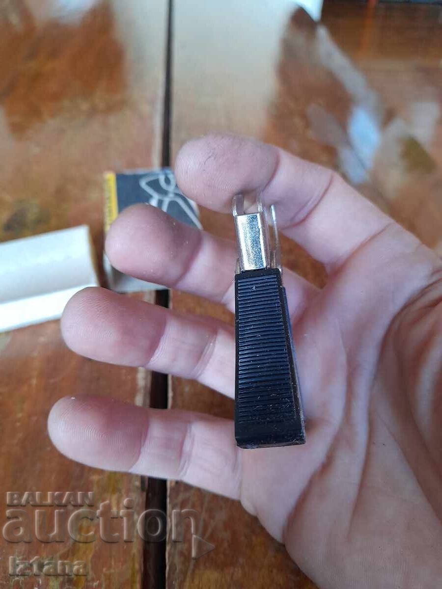 Доставка на Стар инструмент за вадене на телчета от телбод Доставка на Стар инструмент за вадене на телчета от телбод