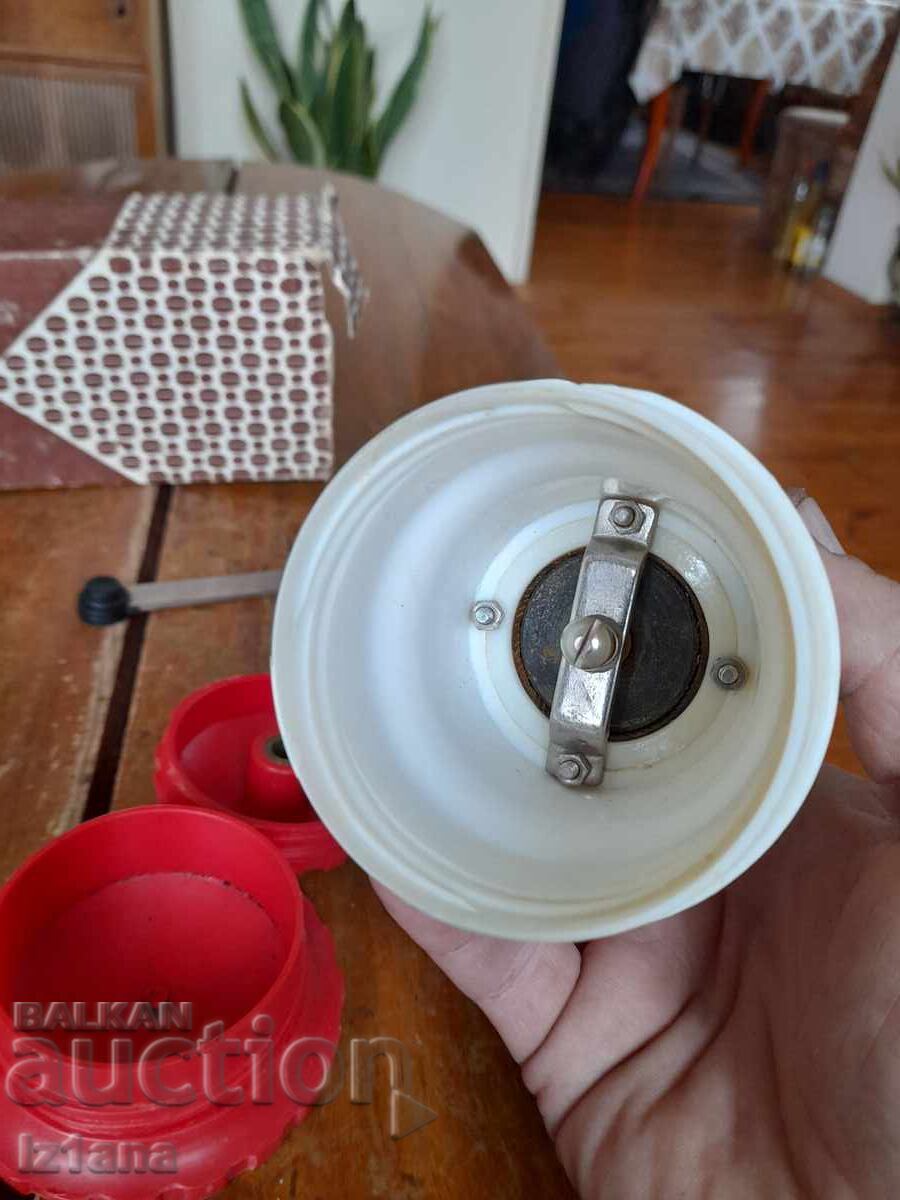 Old coffee grinder, grinder, coffee grinder - 5 Old coffee grinder, grinder, coffee grinder - 5