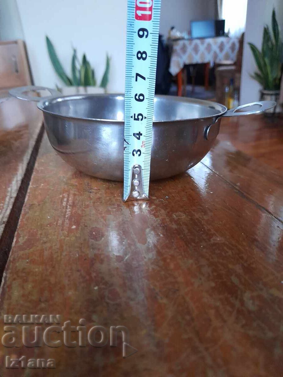 Licitație Tigaie veche din inox, tigăi, oțel inoxidabil