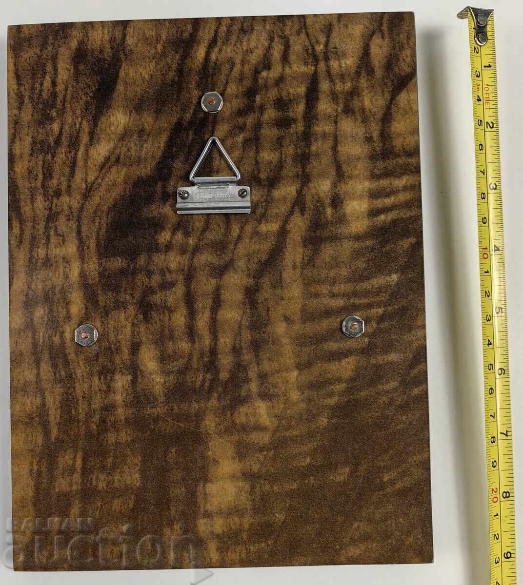 Delivery of RARE LUXURY BAS-RELIEF LENIN WALL PANELS SOC SOCA USSR