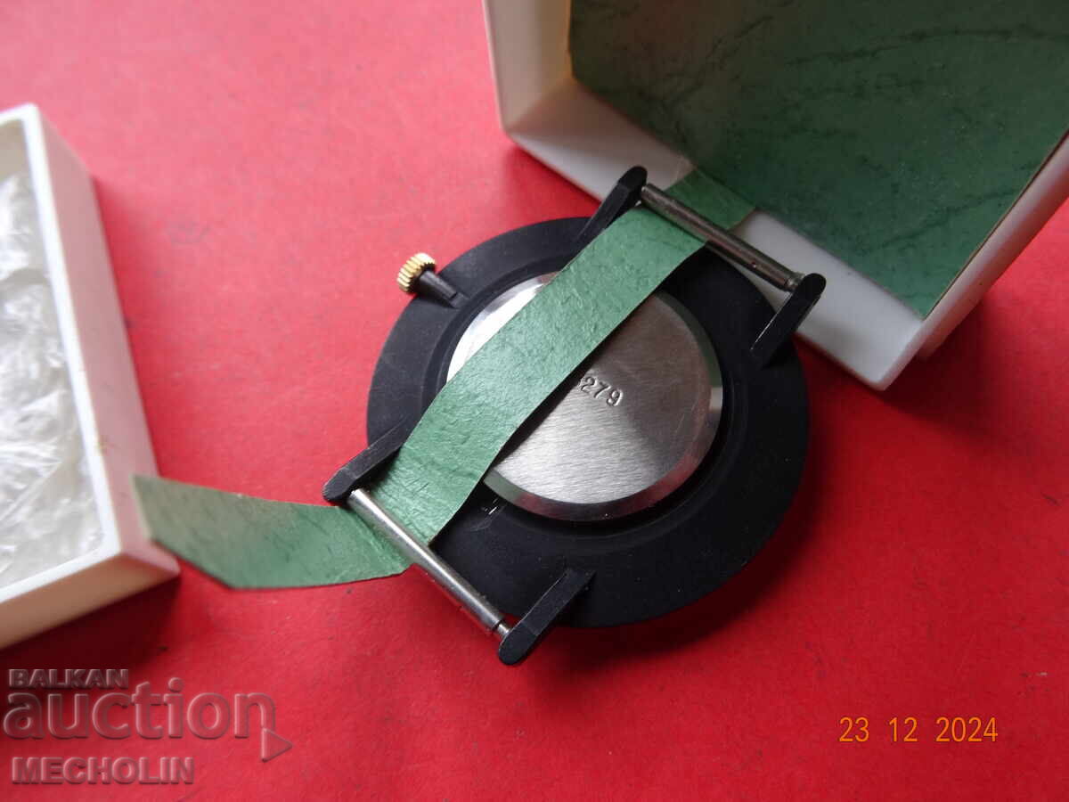 Delivery of OLD RUSSIAN COLLECTOR'S WATCH ZARIA ZARYA Delivery of OLD RUSSIAN COLLECTOR'S WATCH ZARIA ZARYA