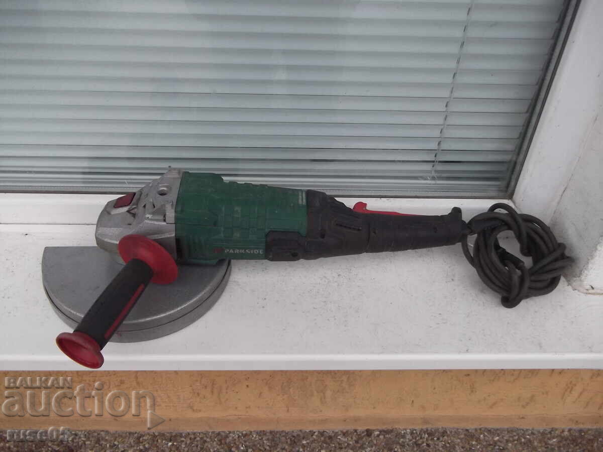 Angle grinder "PARKSIDE-PWS230C3" with rotating handle working with price 100.00 BGN | € 51.13 Angle grinder "PARKSIDE-PWS230C3" with rotating handle working with price 100.00 BGN | € 51.13