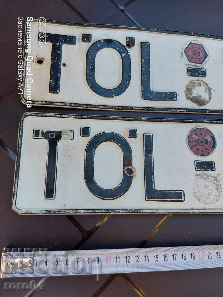 Auction TABLES Auction TABLES