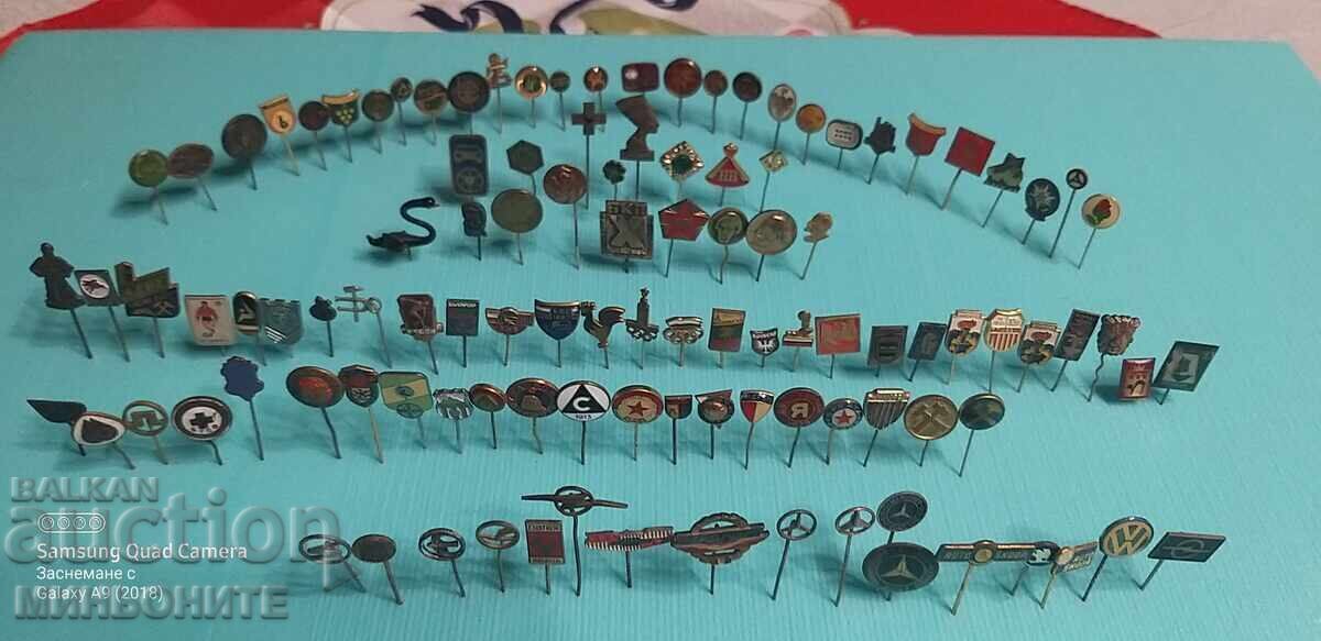 Auction Lot of 110 badges Auction Lot of 110 badges