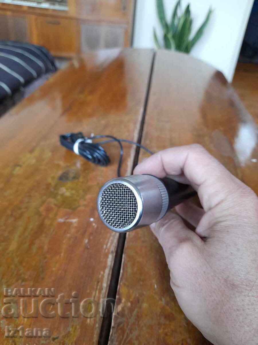 Livrarea Microfon PHILIPS vechi Livrarea Microfon PHILIPS vechi