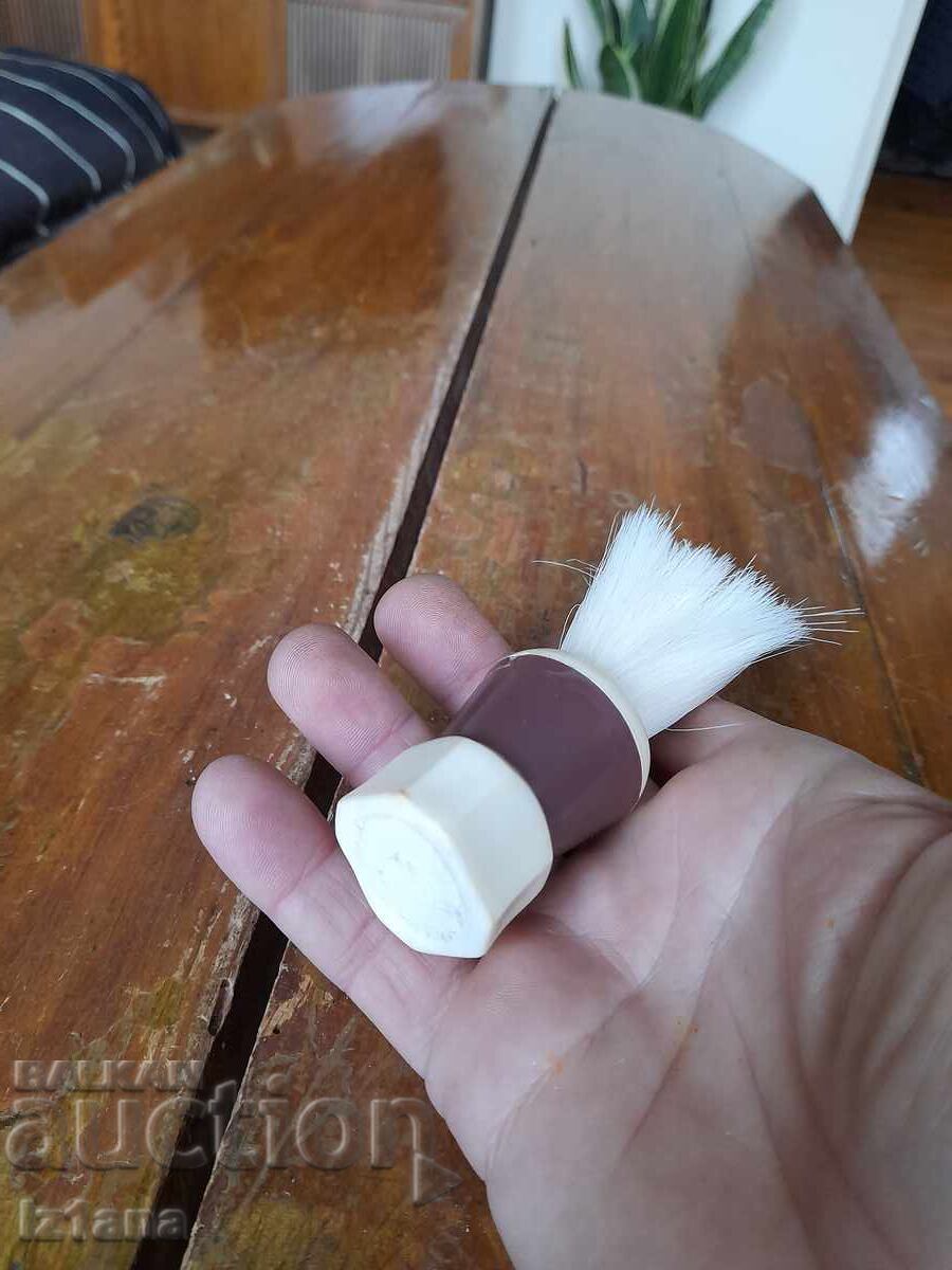 Auction An old shaving brush Auction An old shaving brush