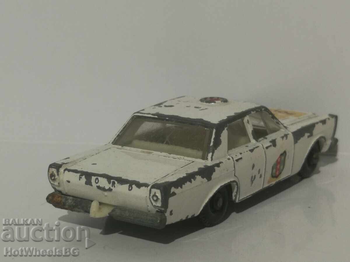 Delivery of Matchbox LESNEY No 55C Ford Galaxy Police Car 1966 Delivery of Matchbox LESNEY No 55C Ford Galaxy Police Car 1966