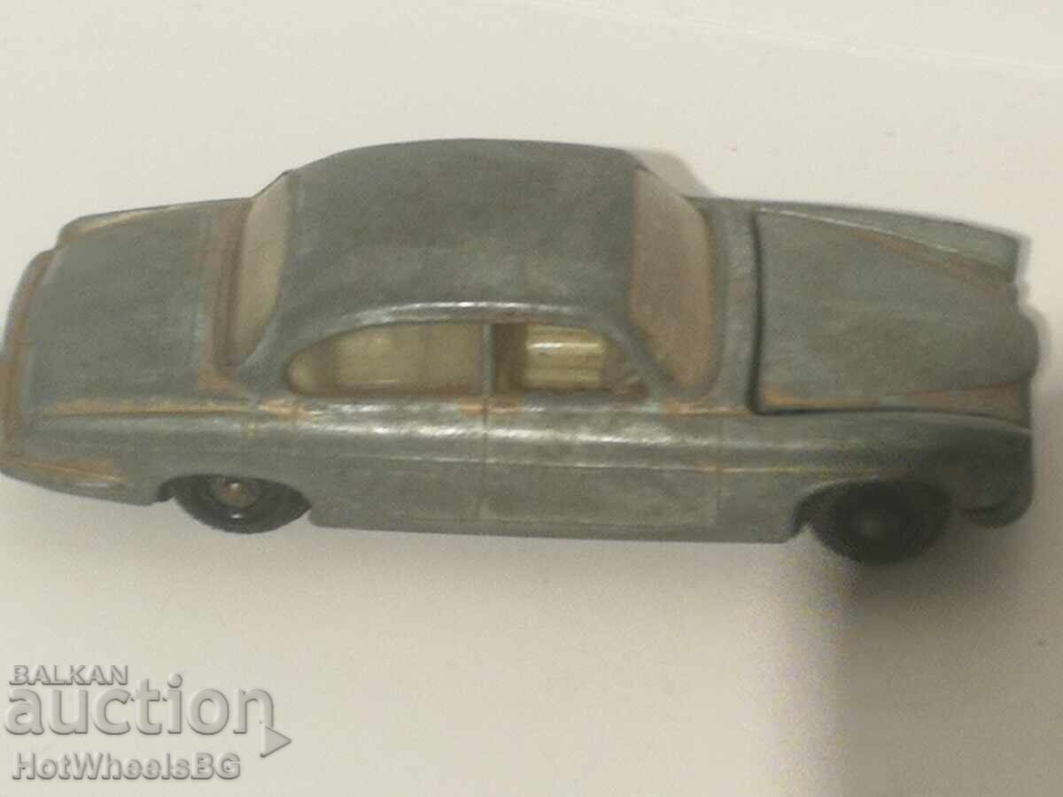 Matchbox LESNEY No 28C Jaguar Mk. 10 1964 - 5