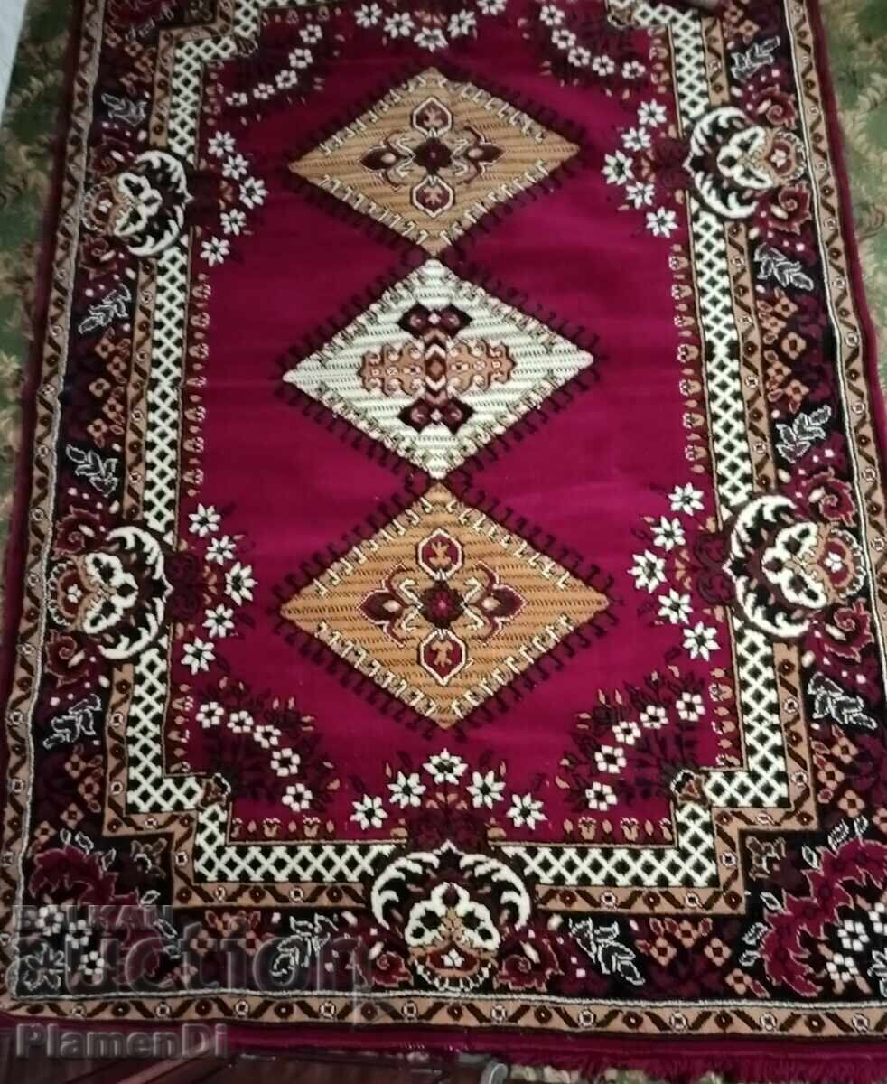 New hand-woven carpet. with price 200.00 BGN | € 102.26 New hand-woven carpet. with price 200.00 BGN | € 102.26