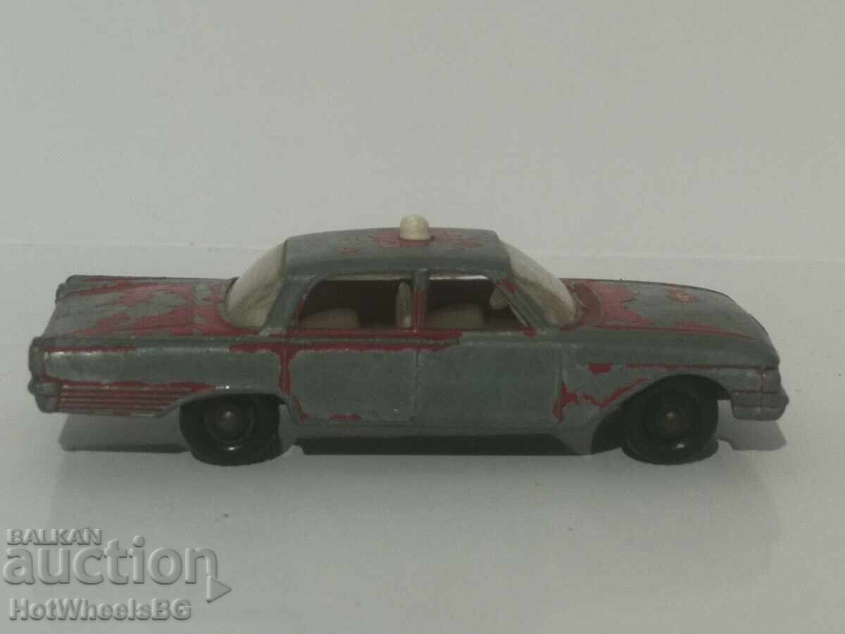 Matchbox LESNEY No 59B Ford Fairlane Fire Chief Car 1963