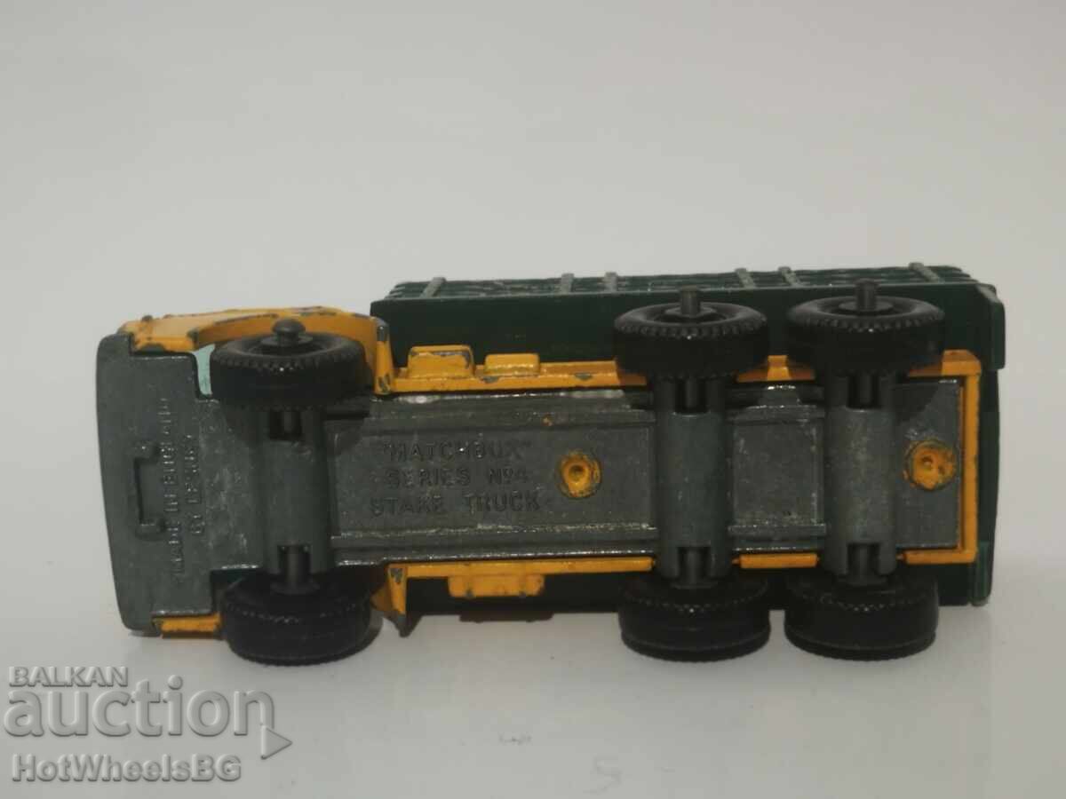 MATCHBOX LESNEY. No. 4D Stake Truck 1966 - 5 MATCHBOX LESNEY. No. 4D Stake Truck 1966 - 5