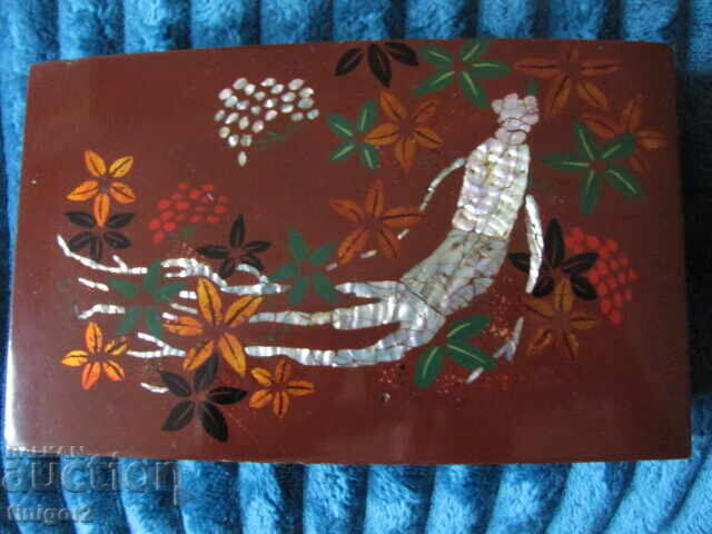 Auction  Old jewelry box, mother of pearl, North Korea, marked