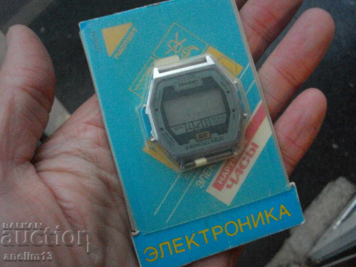 COLLECTOR'S NEW WATCH ELECTRONICS 55 SIGNAL with price 200.00 BGN | € 102.26 COLLECTOR'S NEW WATCH ELECTRONICS 55 SIGNAL with price 200.00 BGN | € 102.26