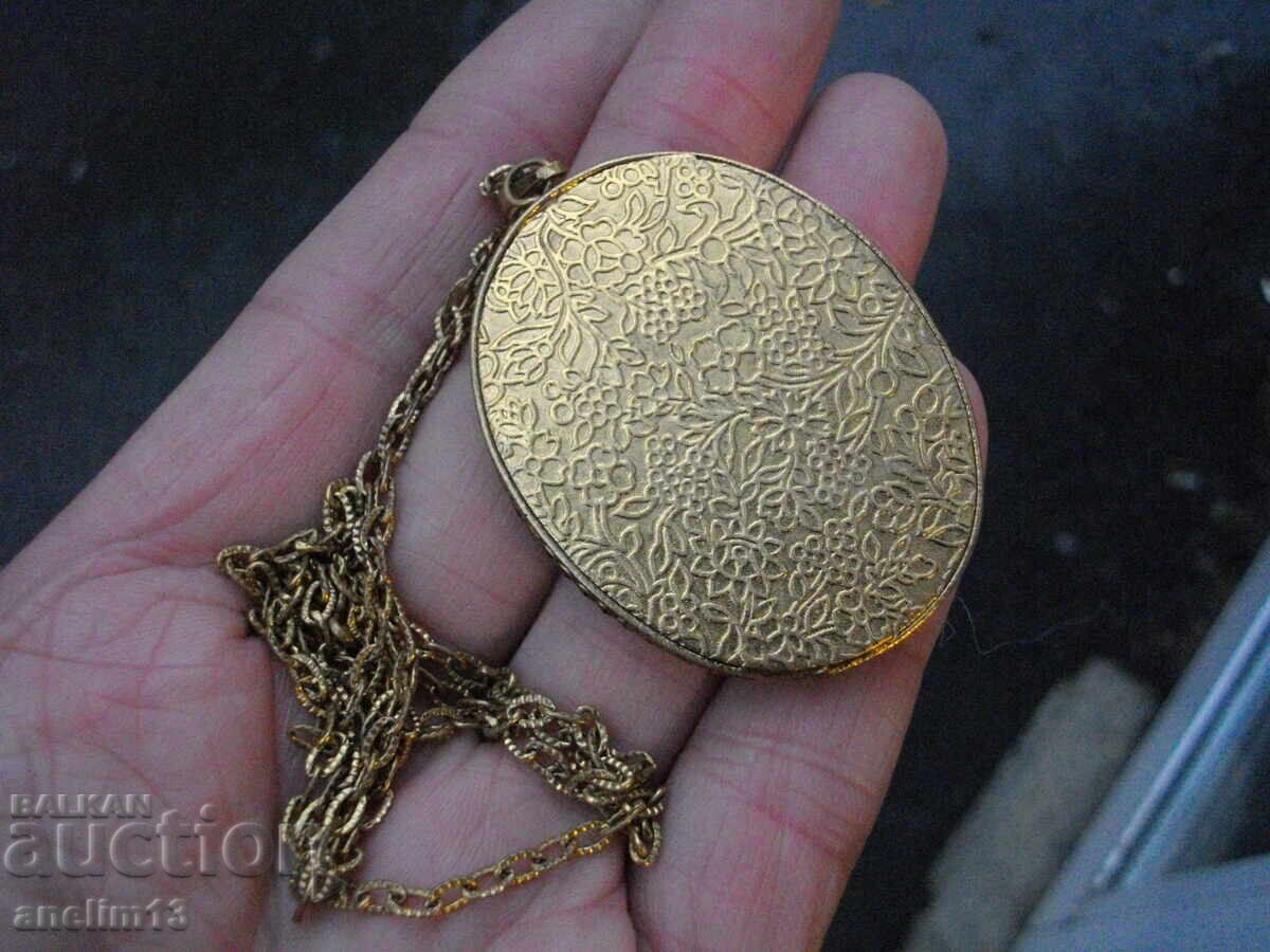 OLD NECKLACE PENDANT PORCELAIN - 5 OLD NECKLACE PENDANT PORCELAIN - 5