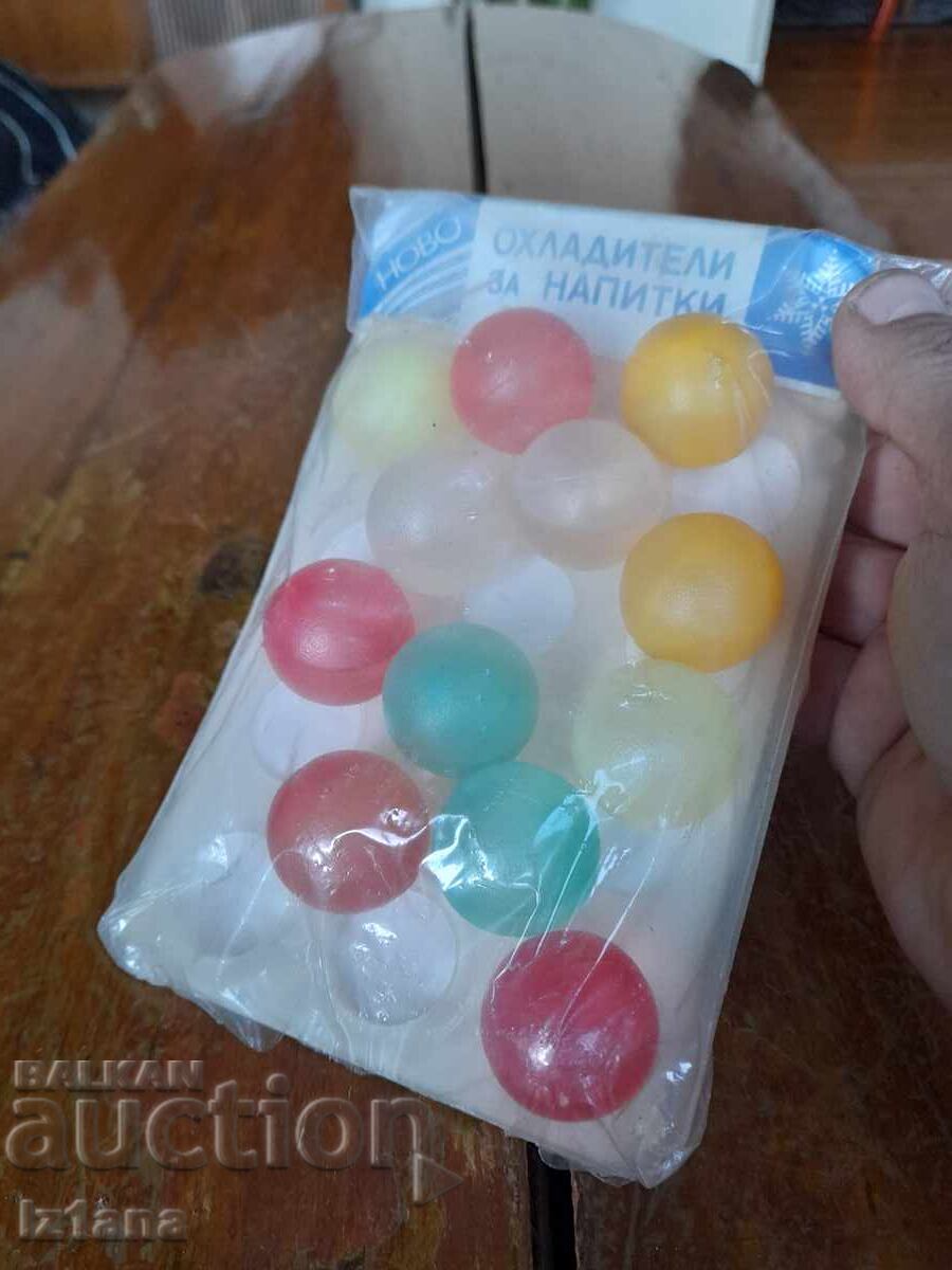 Old beverage coolers with price 27.00 BGN | € 13.80 Old beverage coolers with price 27.00 BGN | € 13.80