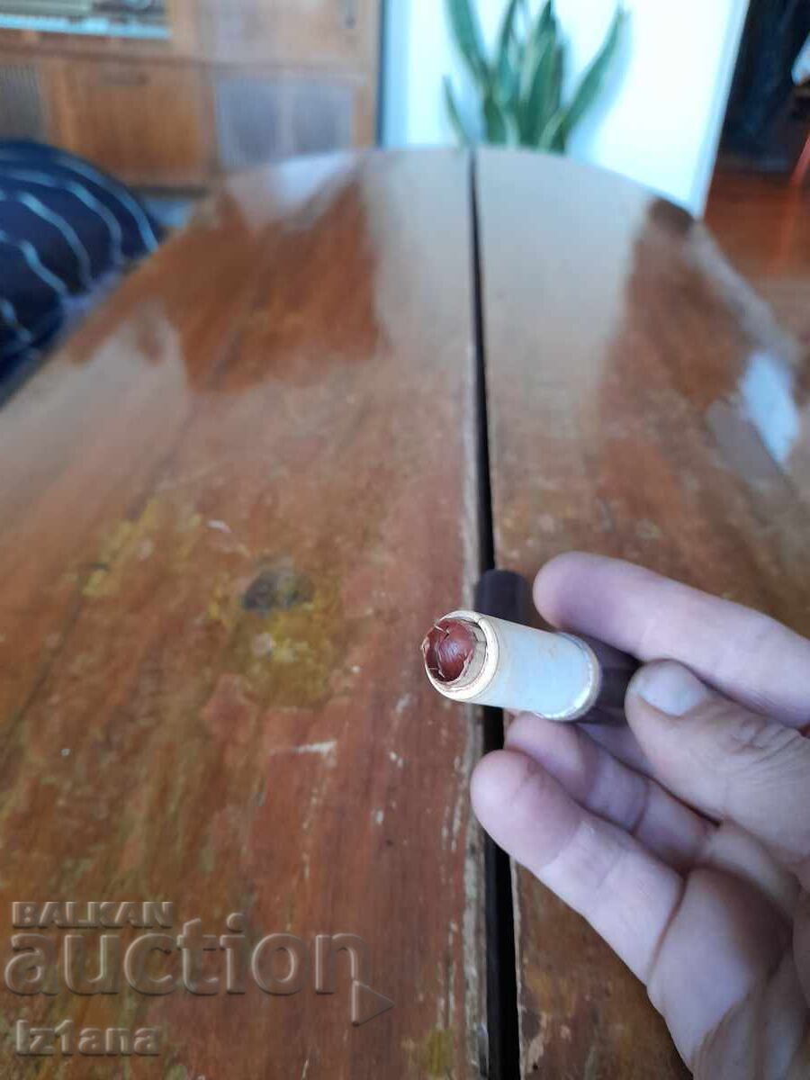 Old Bella lipstick box - 5