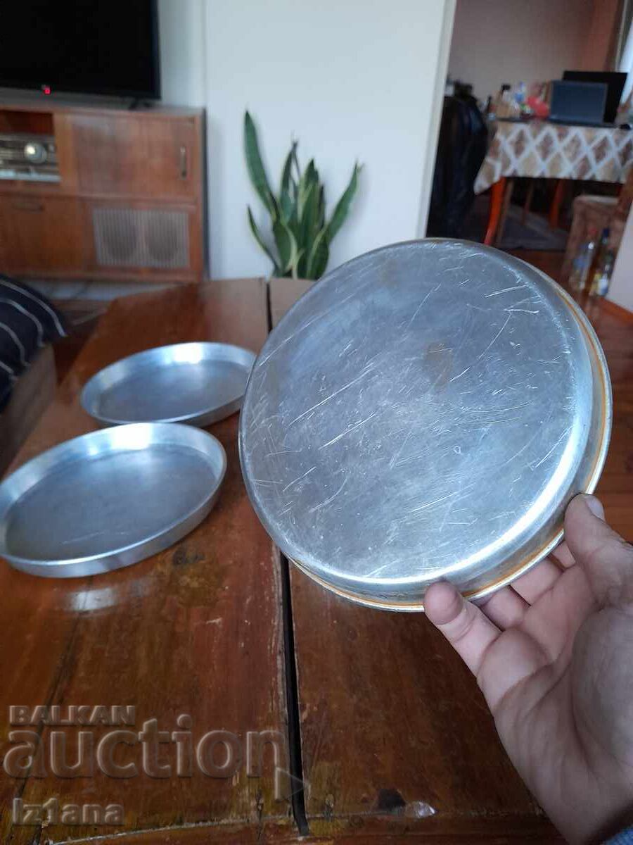 Old aluminum tray, pizza trays - 5