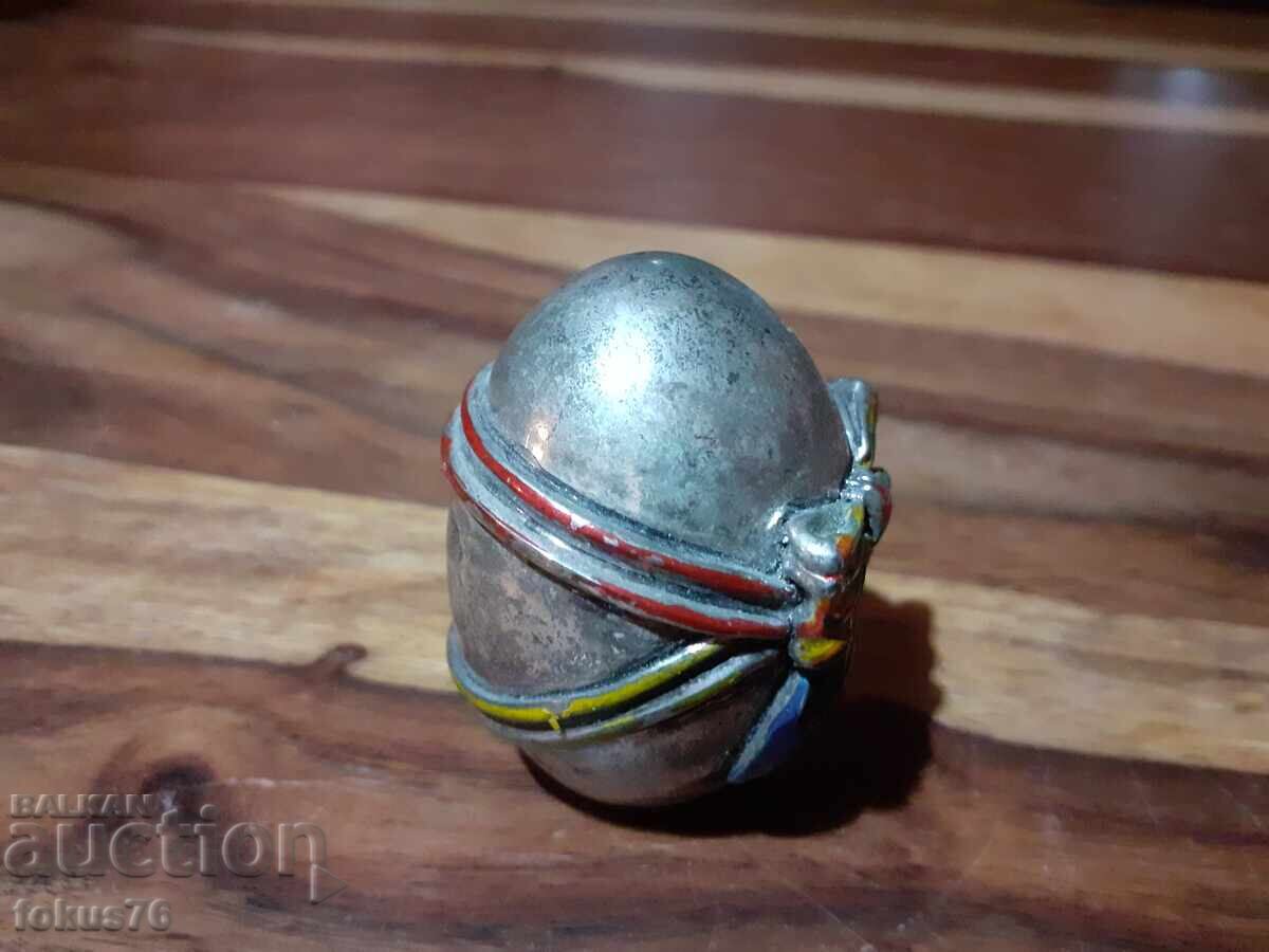 Auction  Old silver-plated egg