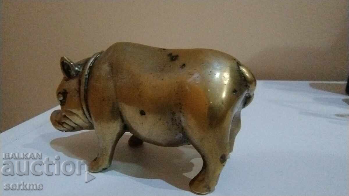 Δημοπρασία Μεταλλική φιγούρα Δημοπρασία Μεταλλική φιγούρα