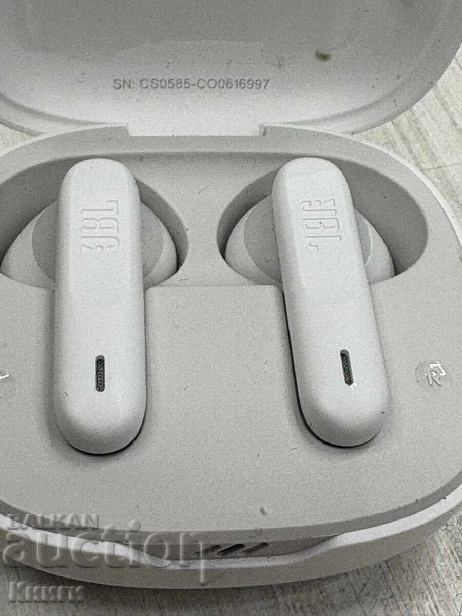 Delivery of In-ear headphones JBL Wave Flex, True Wireless, Bluetooth Delivery of In-ear headphones JBL Wave Flex, True Wireless, Bluetooth