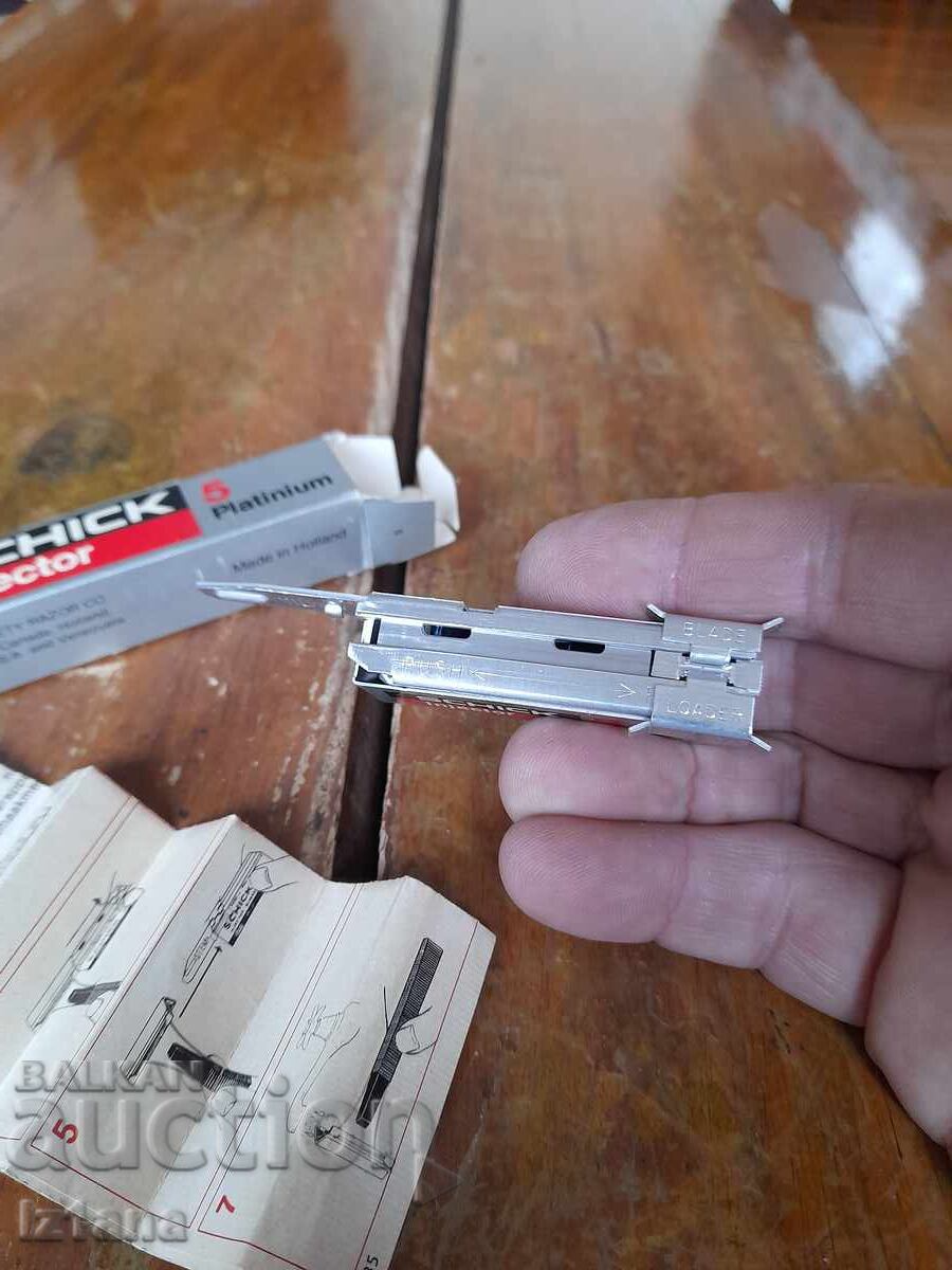 Auction Old SCHICK razor blades Auction Old SCHICK razor blades
