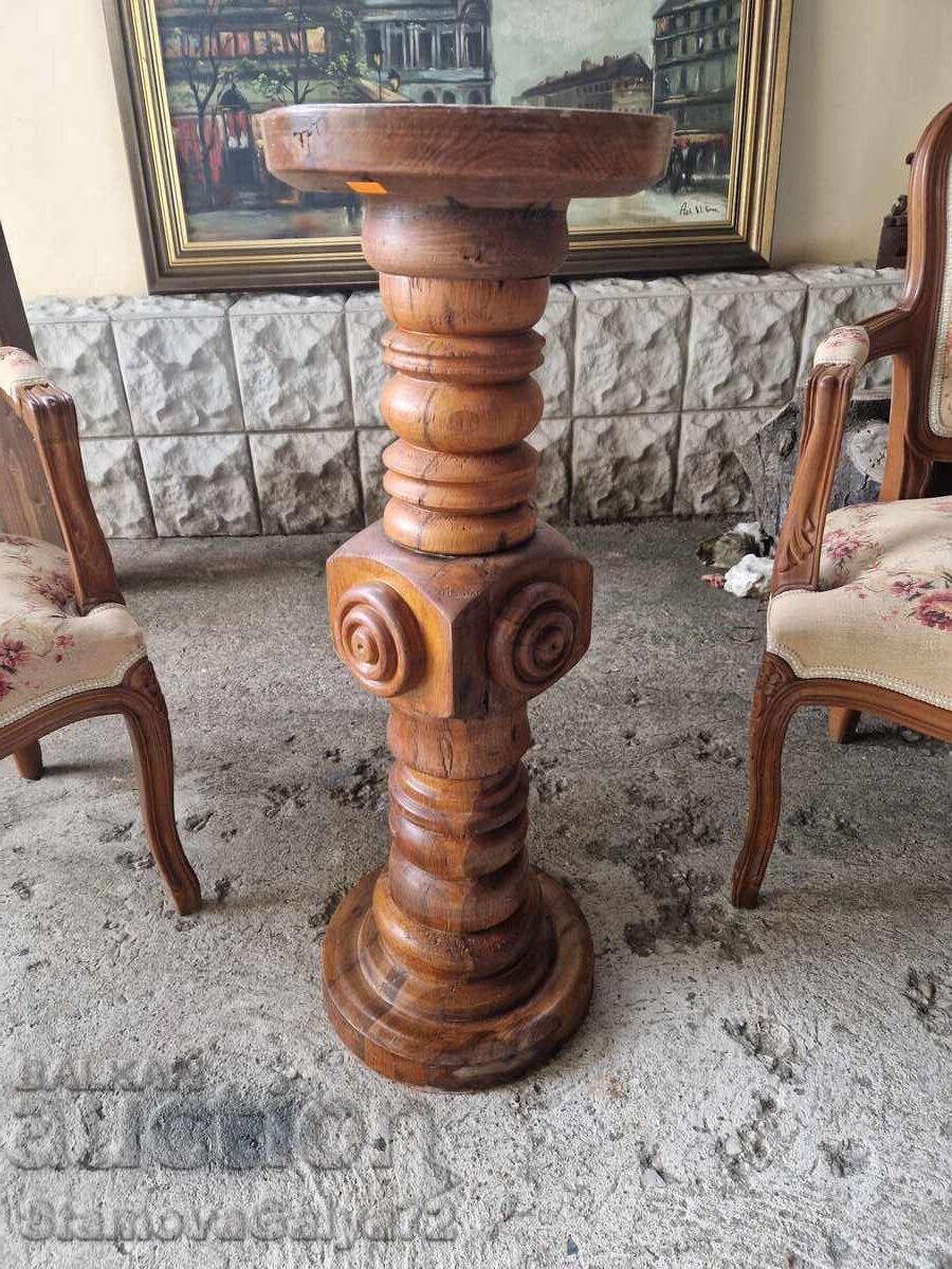 Delivery of Old unique antique English wooden column