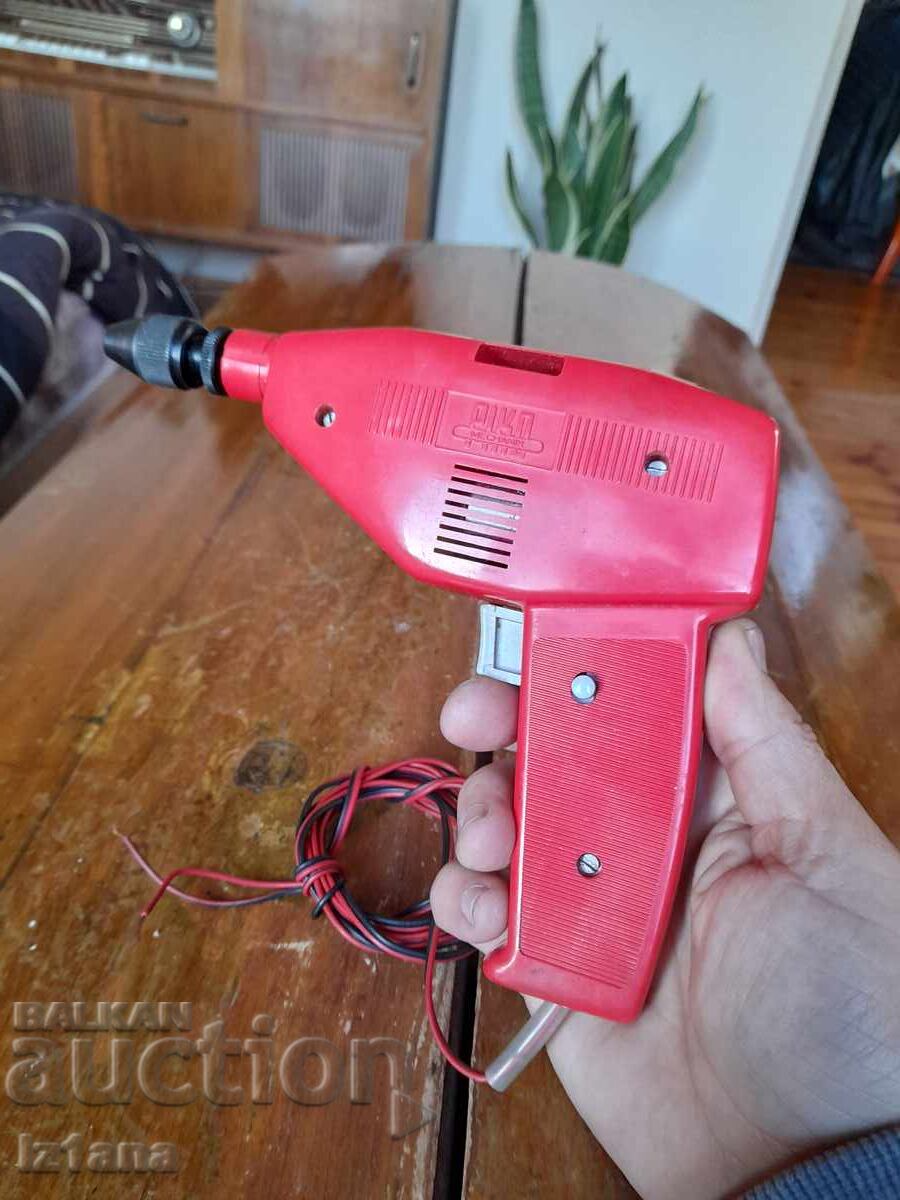 Παλιό τρυπάνι Piko Mechanik με τιμή 43.00 BGN | € 21.99 Παλιό τρυπάνι Piko Mechanik με τιμή 43.00 BGN | € 21.99
