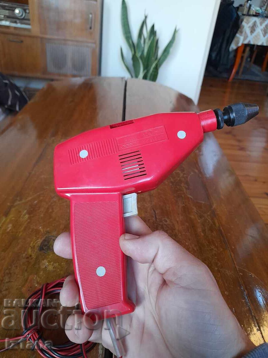 Παράδοση Παλιό τρυπάνι Piko Mechanik Παράδοση Παλιό τρυπάνι Piko Mechanik