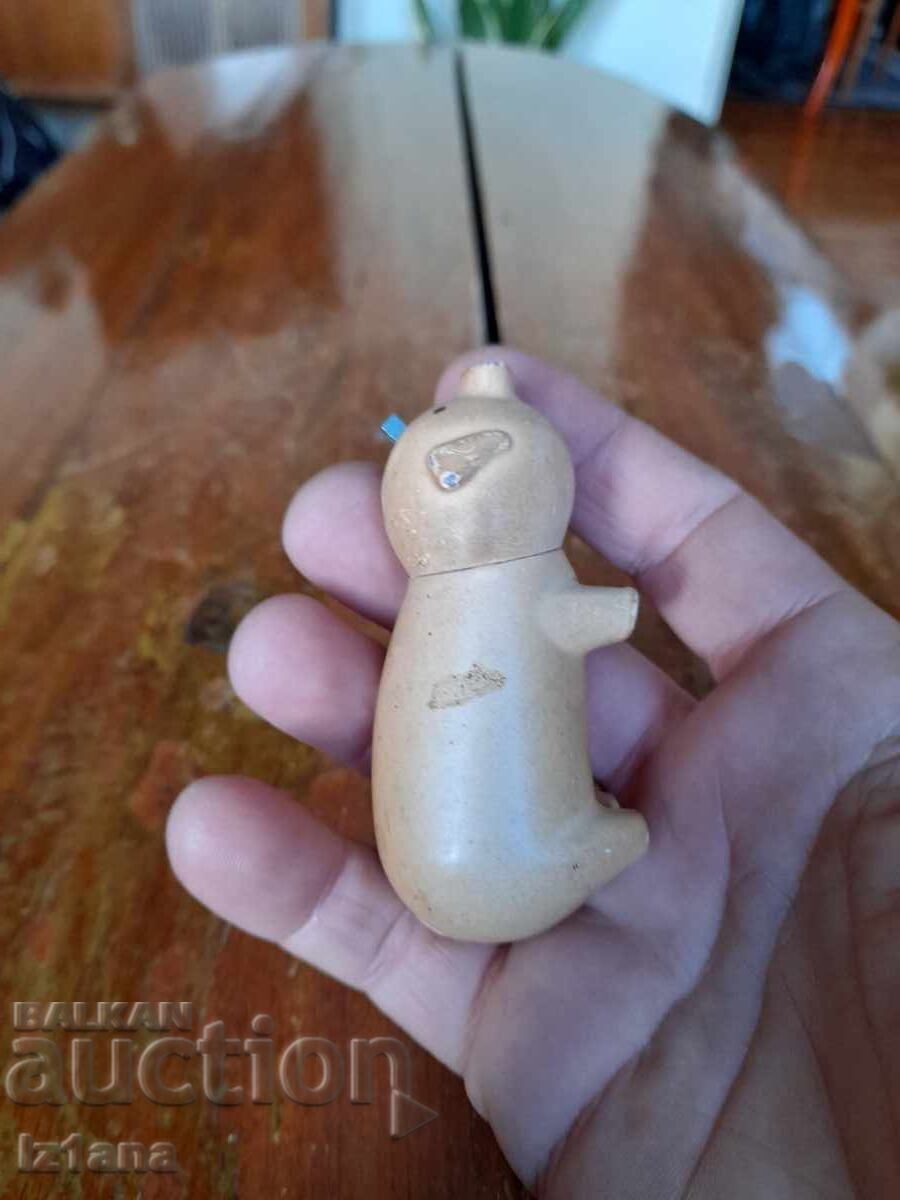 Auction Old Admiral lighter Auction Old Admiral lighter