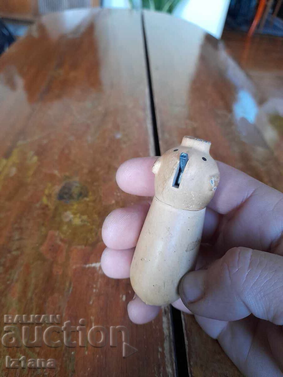 Old Admiral lighter - 5 Old Admiral lighter - 5