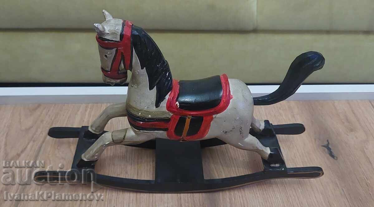 Sculptură jucărie pentru colecționari cu preț 34.00 BGN | € 17.38 Sculptură jucărie pentru colecționari cu preț 34.00 BGN | € 17.38