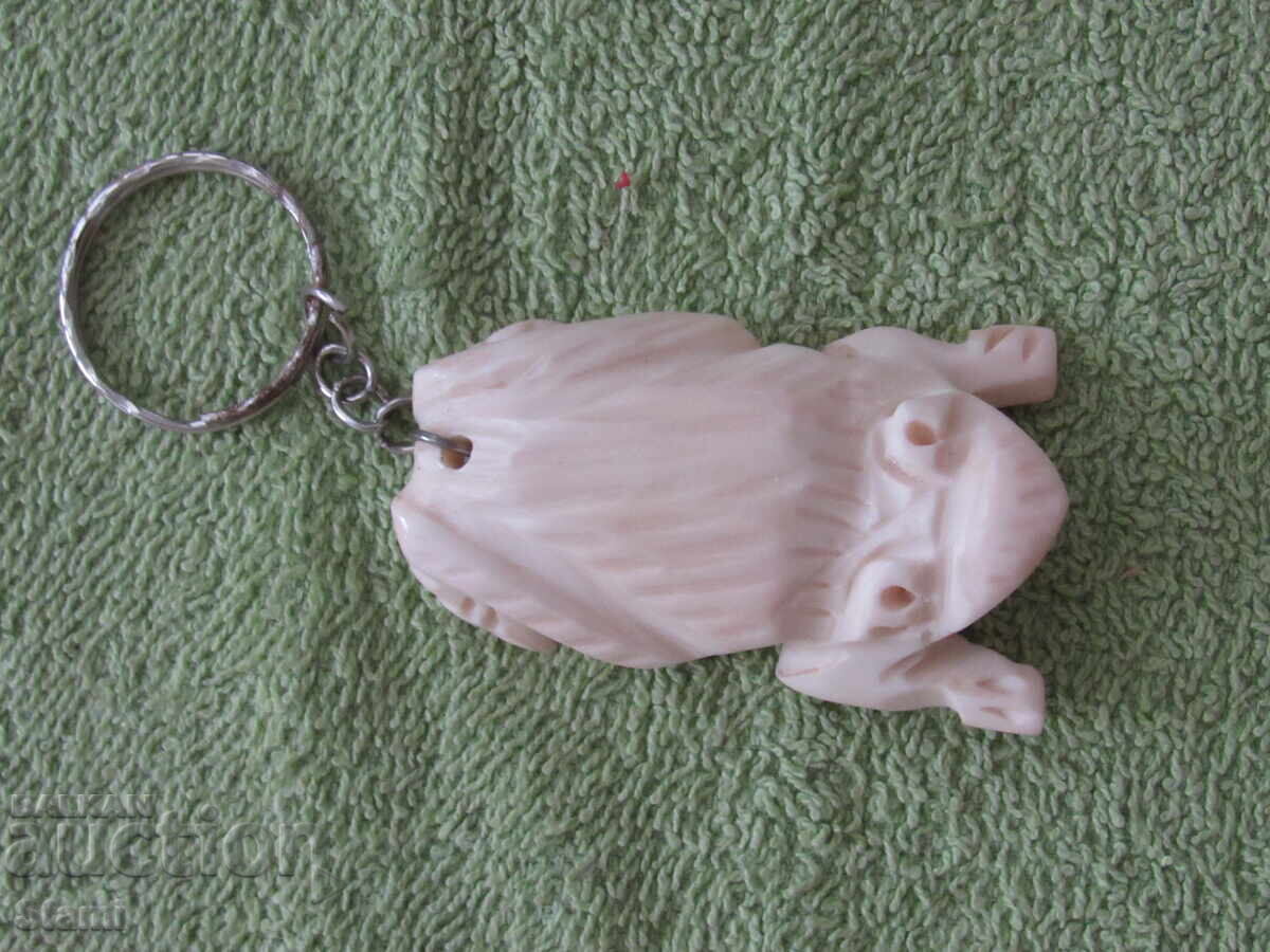 Camel bone frog key chain, exquisite workmanship with price 19.00 BGN | € 9.71 Camel bone frog key chain, exquisite workmanship with price 19.00 BGN | € 9.71