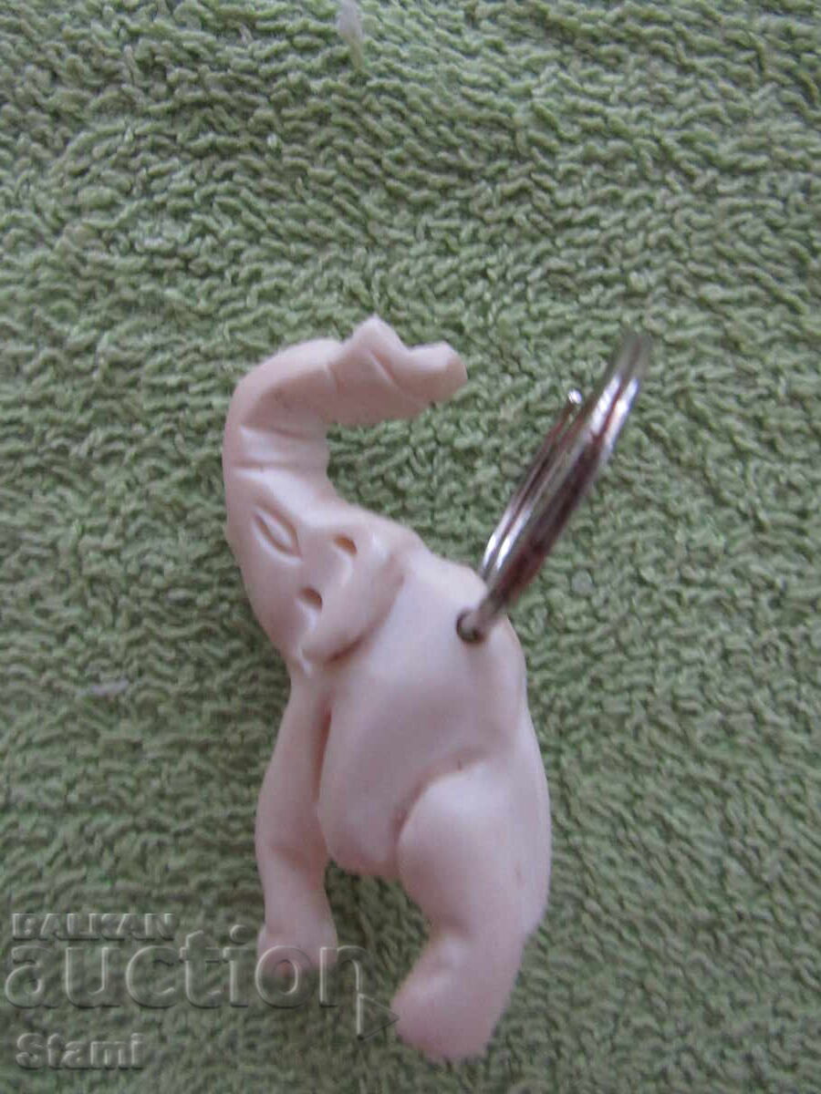 Auction Ivory key ring, exquisite workmanship-1 Auction Ivory key ring, exquisite workmanship-1