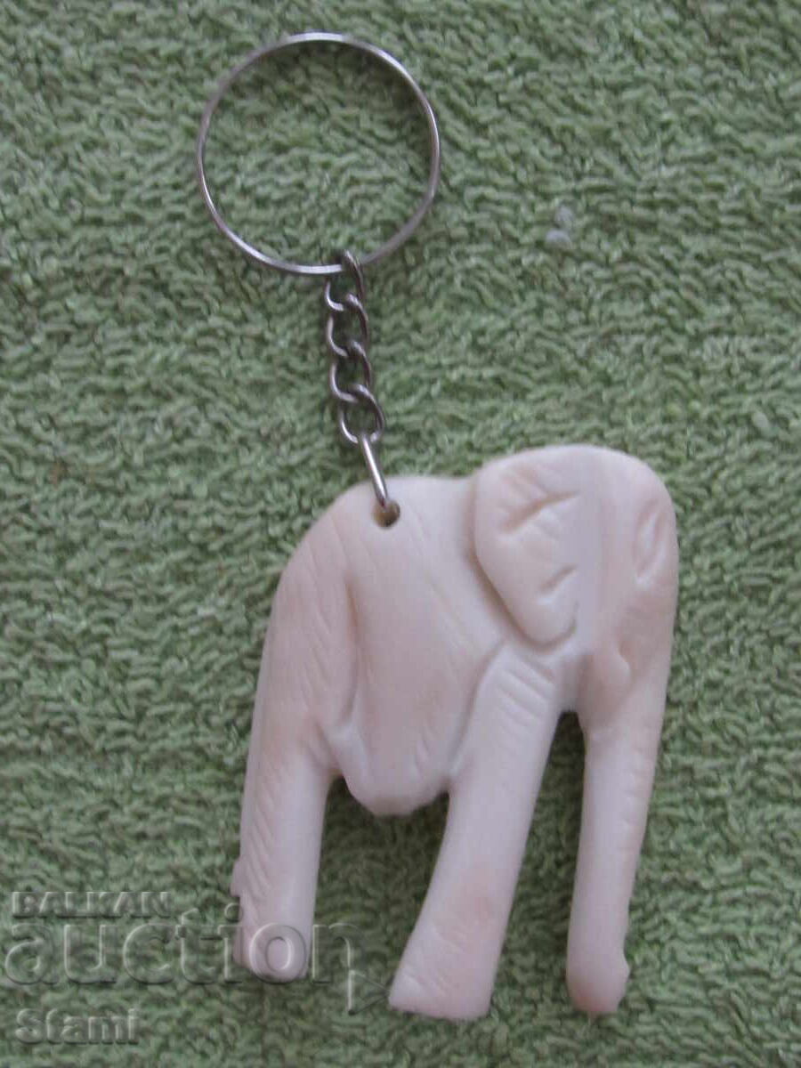 Μπρελόκ από κόκαλο ελέφαντα, εξαιρετική κατασκευή-1 με τιμή 18.00 BGN | € 9.20 Μπρελόκ από κόκαλο ελέφαντα, εξαιρετική κατασκευή-1 με τιμή 18.00 BGN | € 9.20